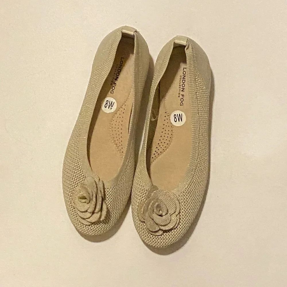 London Fog Women's Beige Floral Flats Size 8W